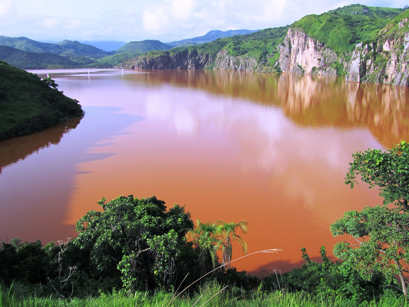 Efecto en los lagos de Camerún. GlobalChange